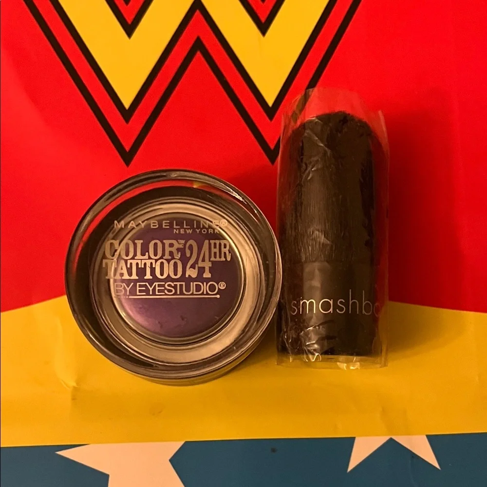 Maybelline Color Sensational Lipstick - Deep purple - Picture 7 of 10